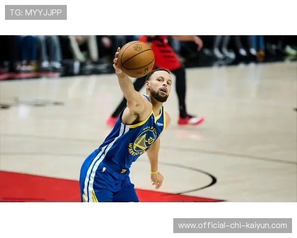 勇士外线火力全开，库里继续书写历史